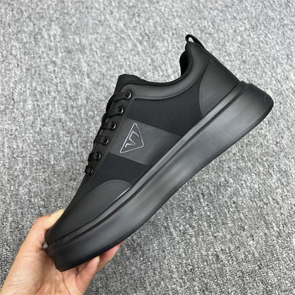 Trendy comfortable casual men's shoes