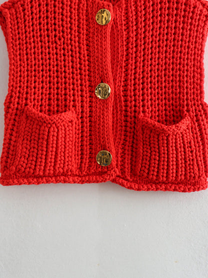 FW24 Chic Knit Vest Top