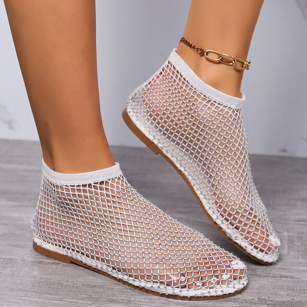 Mesh flat shoes