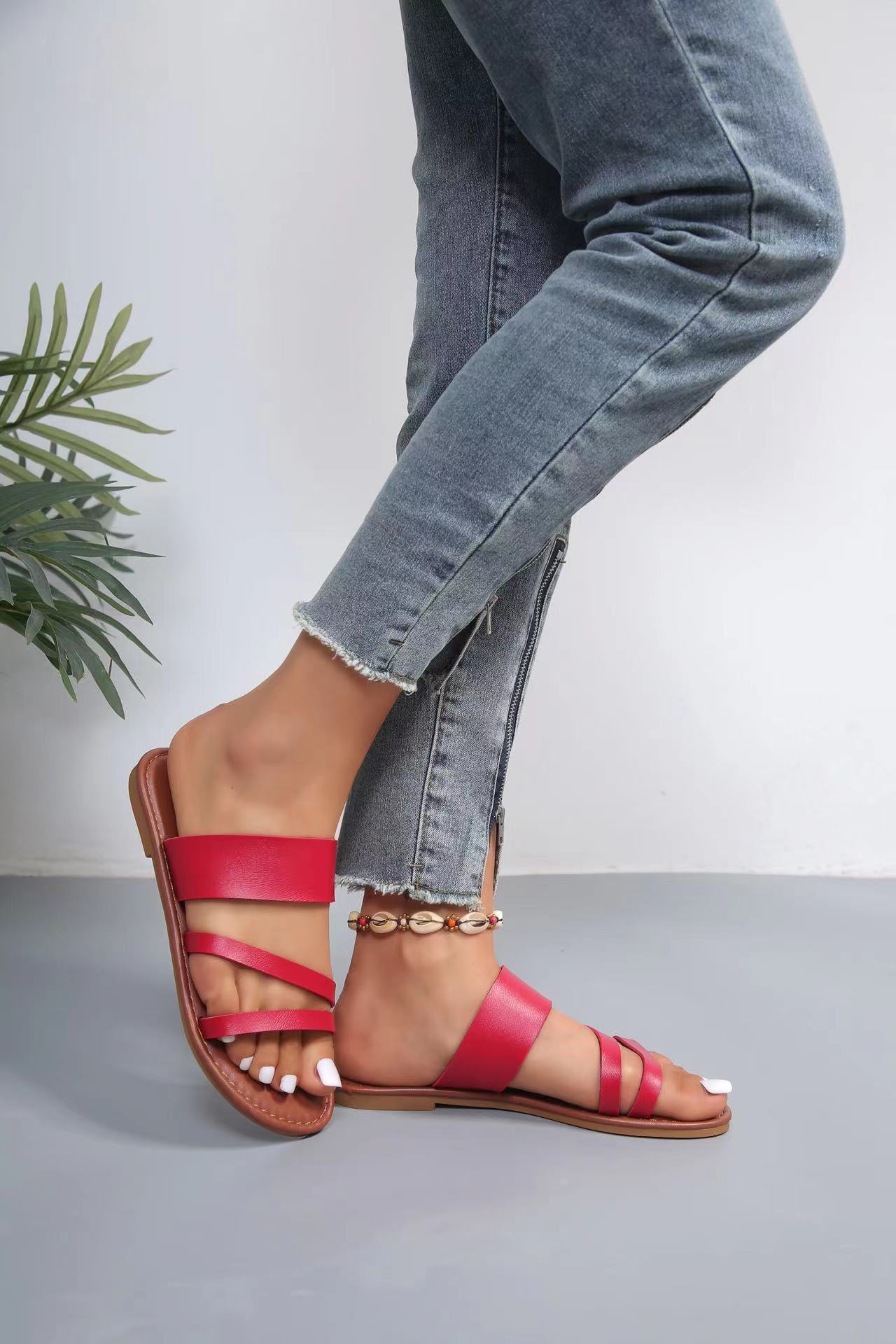 Round toe open toe sandals